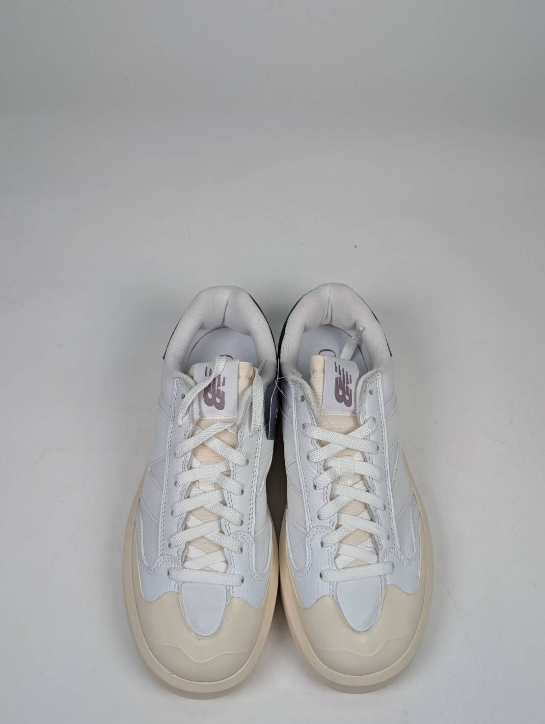 微瑕疵-左右腳鞋面色差鞋盒破損 CT302LC M7.5 New Balance CT302 White NB 厚底 復古鞋 白紫 女款