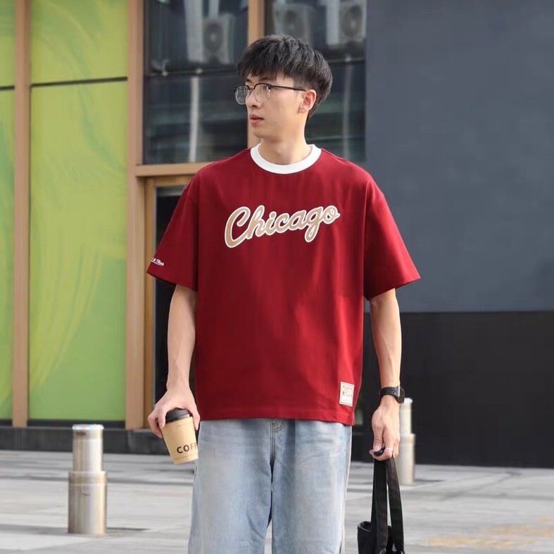 Mitchell & Ness NBA TEE 芝加哥 公牛隊 爆裂紋 印花 復古 短T【TE0310CH1604E】