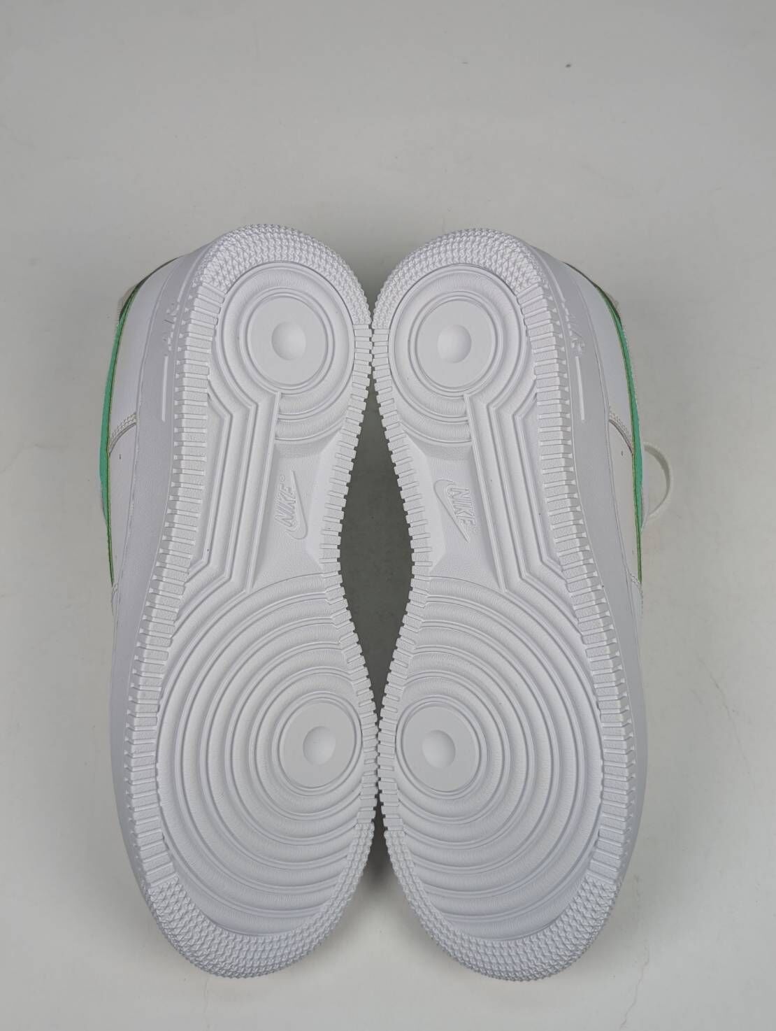 微瑕疵-左右腳鞋面泛黃 315115-164 W7.5 NIKE AIR FORCE 1 AF1 TIFFANY 薄荷綠