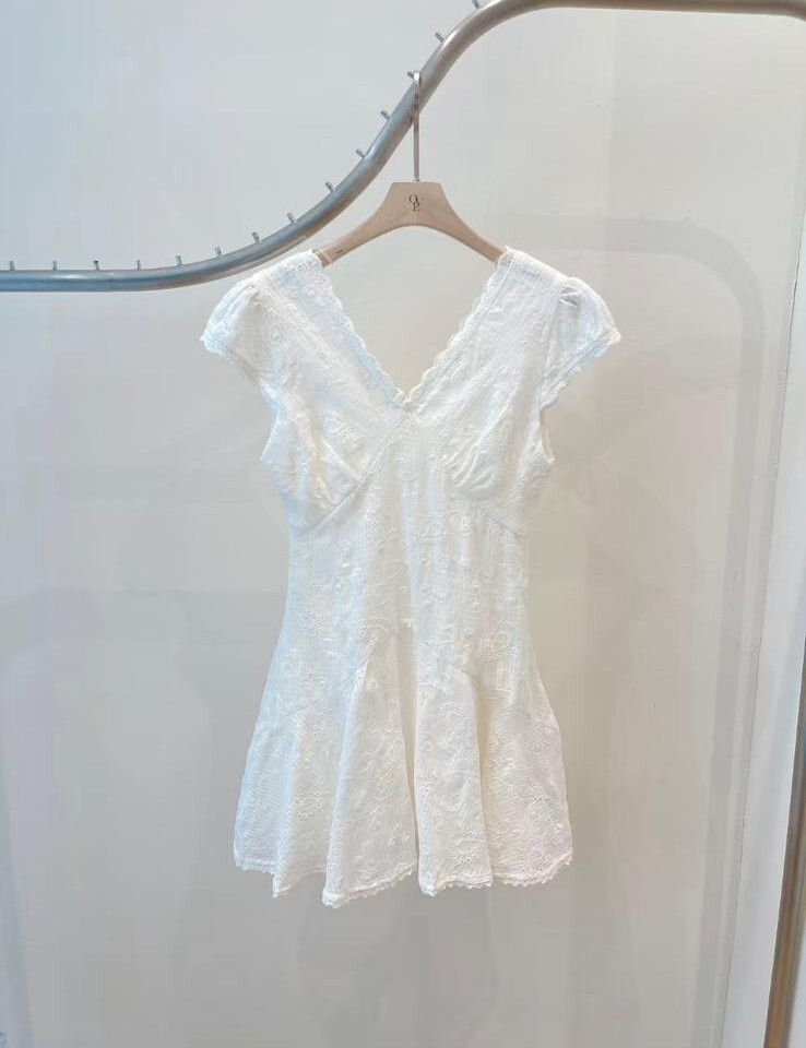OV38 S 胸34 腰27 HIP40 M 胸35 腰28 HIP41 長32 $499 (一口價)