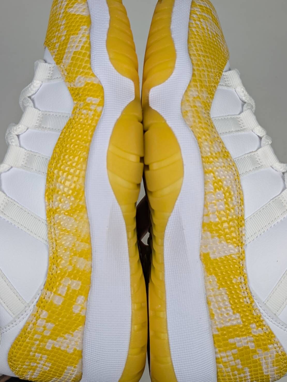 微瑕疵-左右腳鞋面色差 AH7860-107 W7.5 Air Jordan 11 Low W "Yellow Snakeskin" 黃金蟒 蛇皮 女鞋 男女段