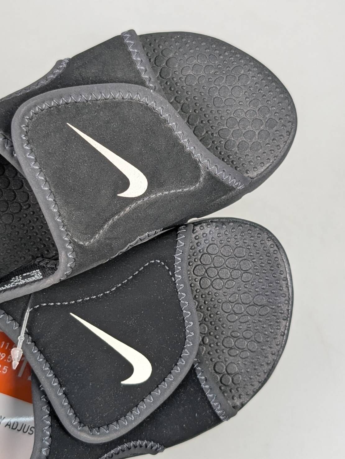 微瑕疵-左右腳鞋面色差 386518-011 12C NIKE SUNRAY ADJUST 4 中童 黑 涼鞋