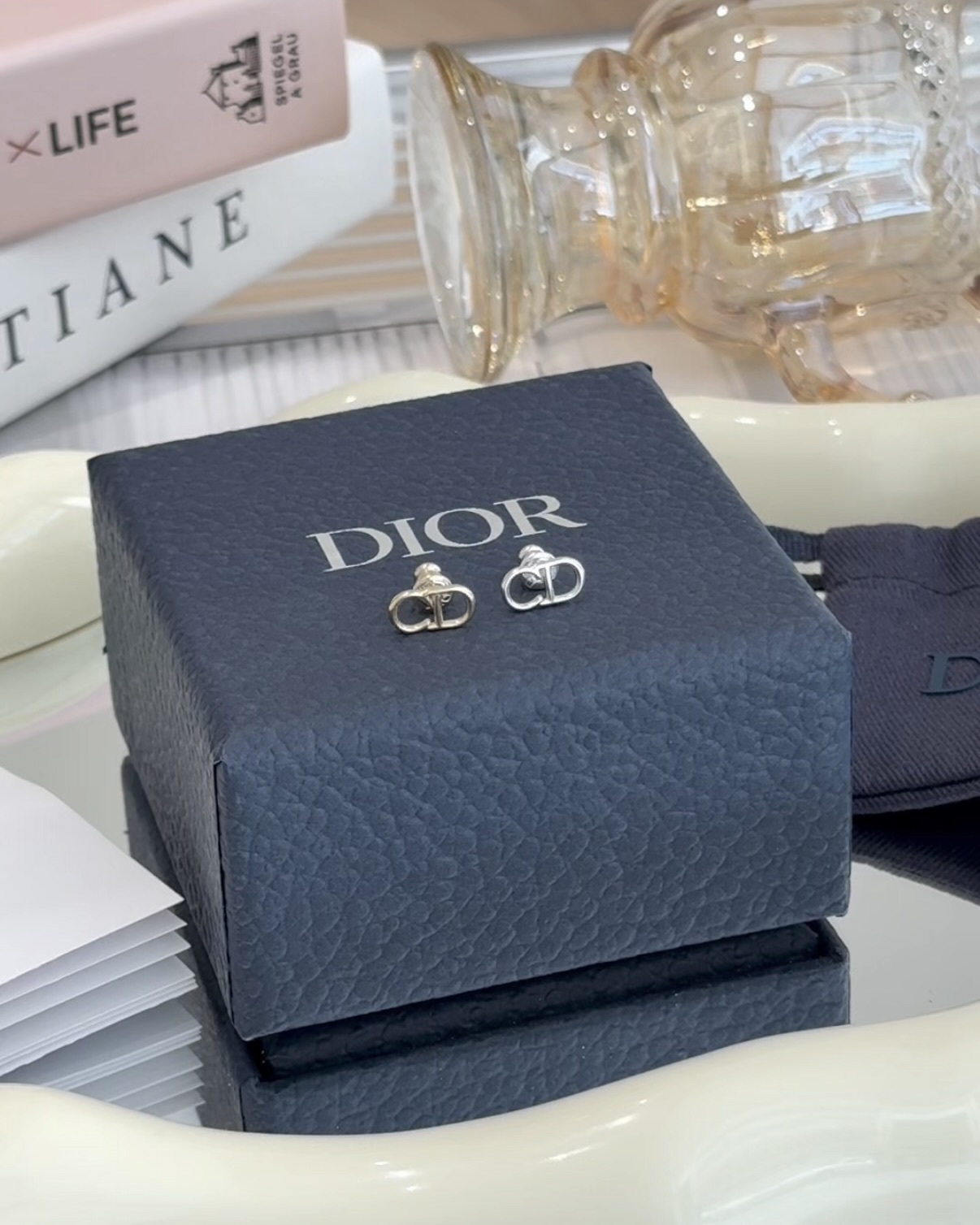 DIOR｜CD ICON 鴛鴦耳環 金色/銀色