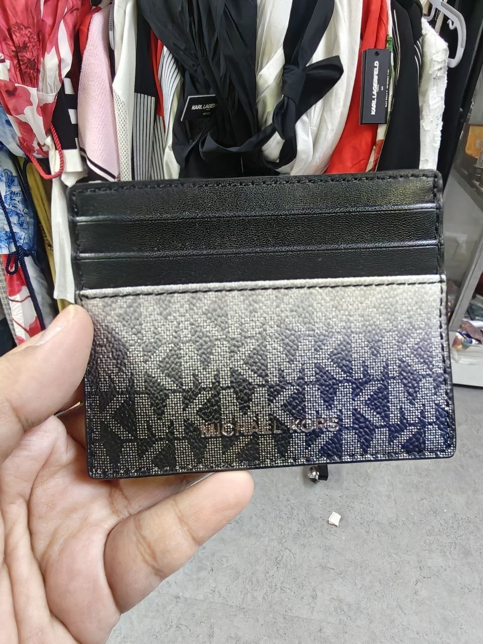 [S] MICHAEL KORS BLACK MULTI 36R6LC0D20-COOPER TALL CARD CASE, 199125026955 (SMK1442)