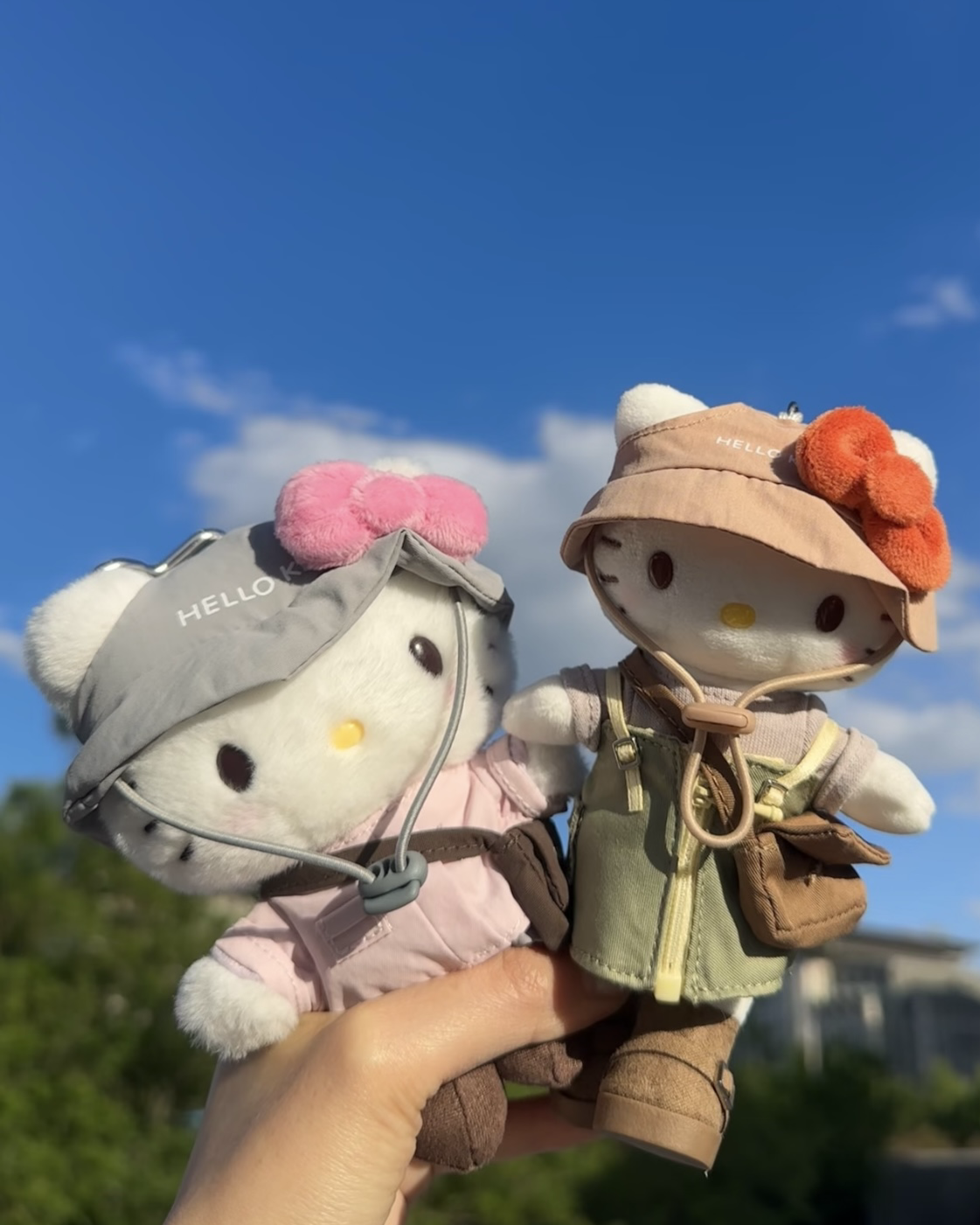 <官方正版>SANRIO 三麗鷗 HELLO KITTY 春日露營系列 長腿 吊飾 掛件