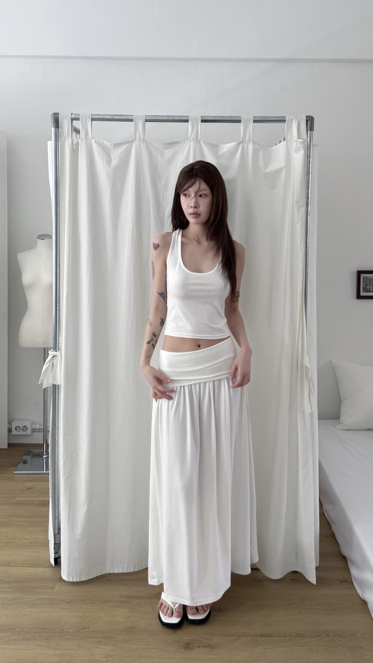 柔膚女人味扭結set(黑/白)
