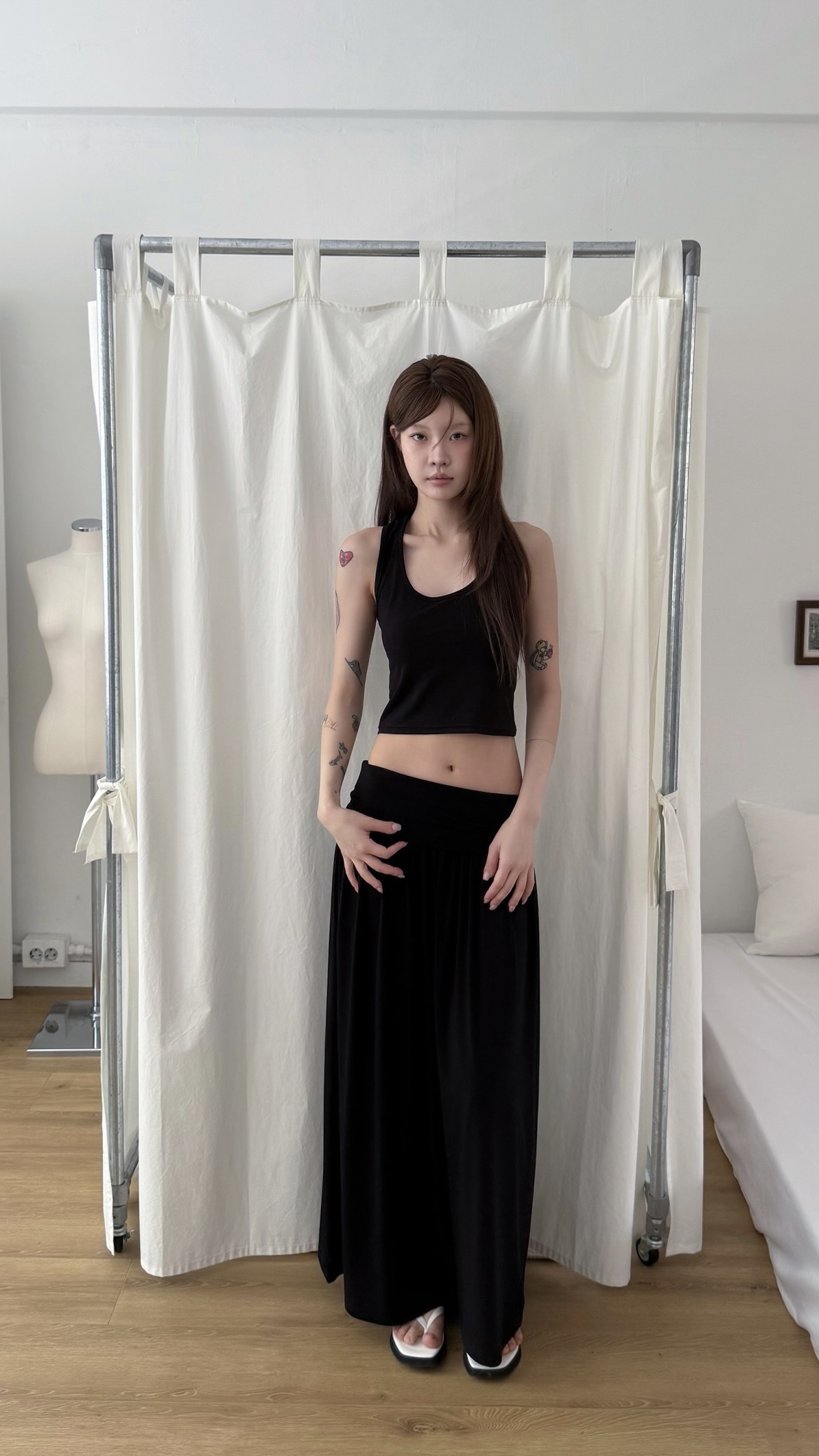 柔膚女人味扭結set(黑/白)