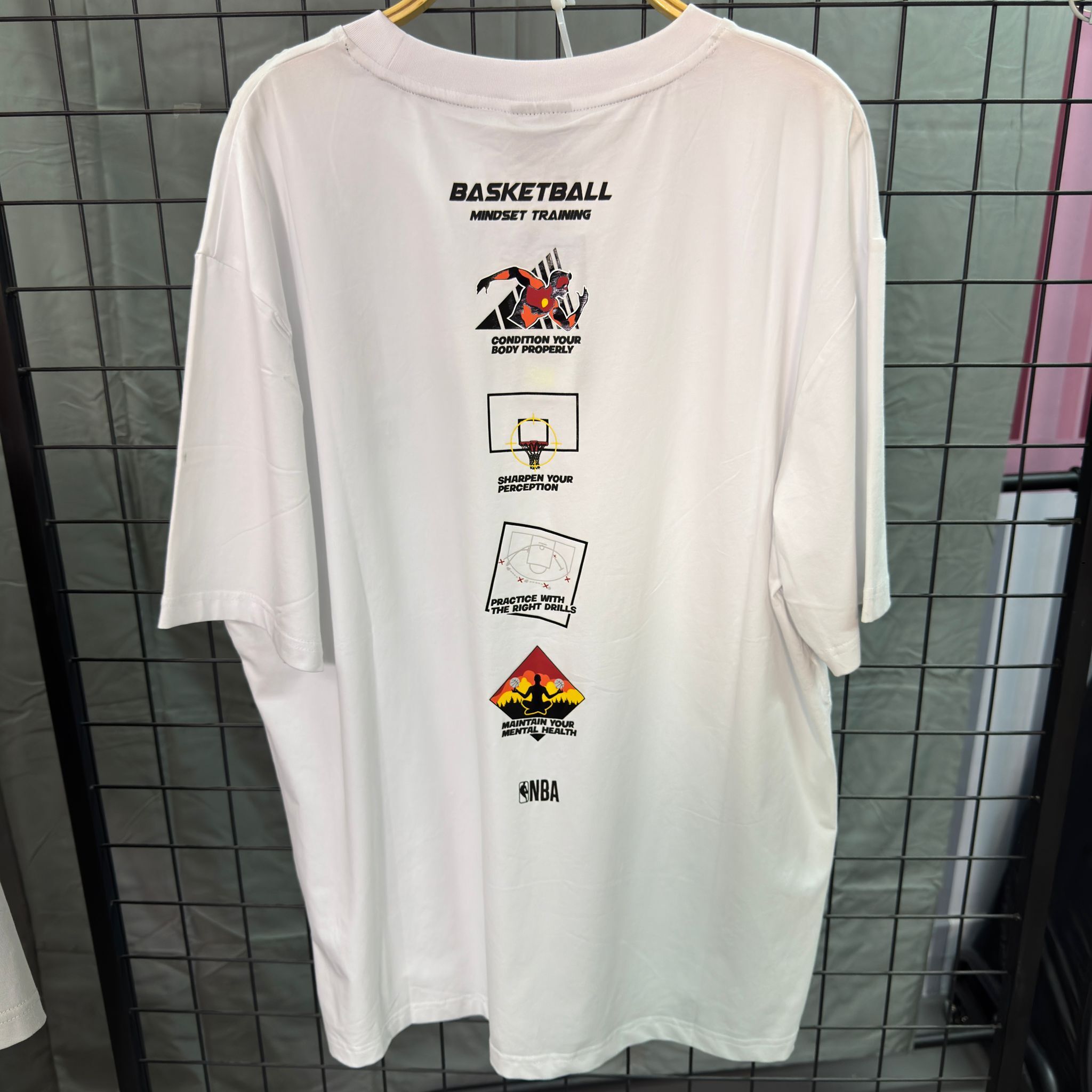 HKCG0511-035 NBA 1946背面好多logo TEE(35251022) White (A35M-XL)