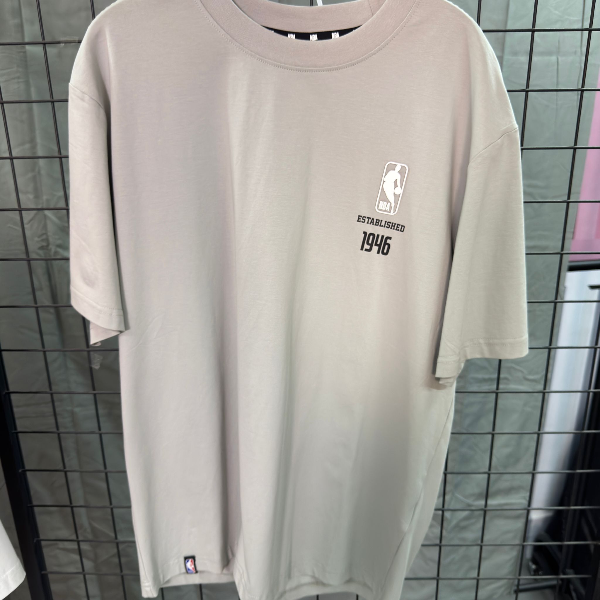 HKCG0511-036 NBA 1946背面好多logo TEE(35251022) 中灰 (A36M-XL)