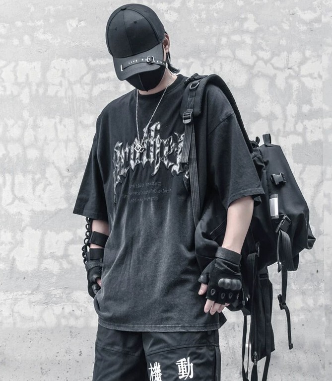 𝙏𝙀𝘾𝙃𝙒𝙀𝘼𝙍 暗黑刺繡做舊水洗短袖