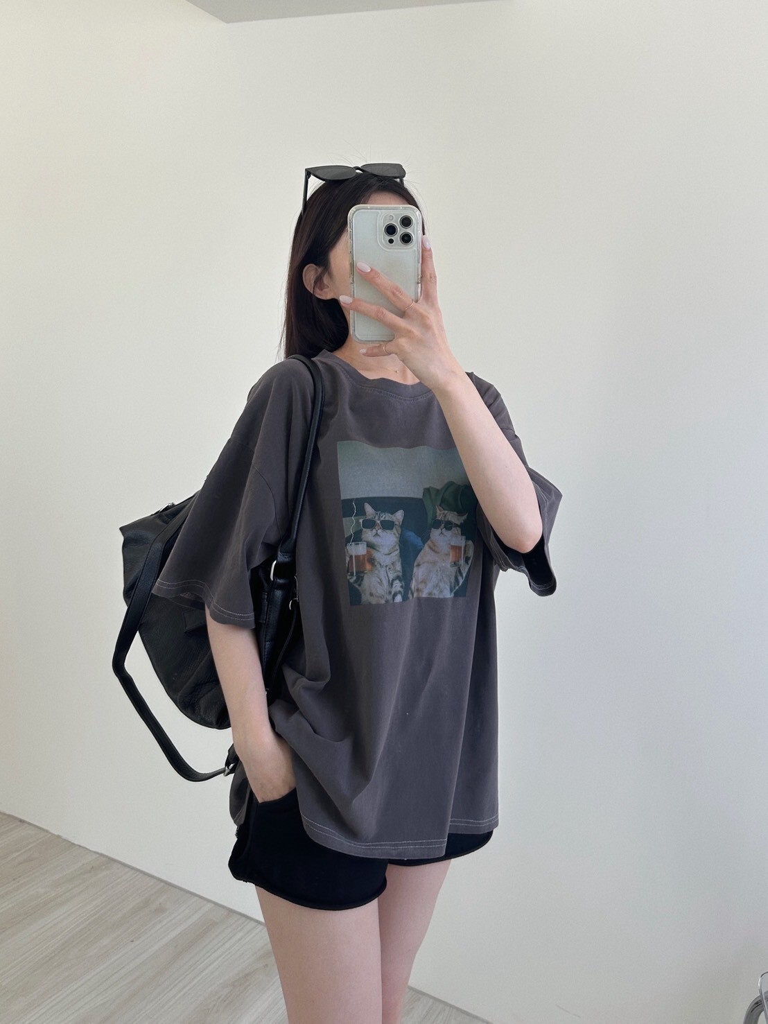 Chill Chill墨鏡貓寬鬆短袖大Tee