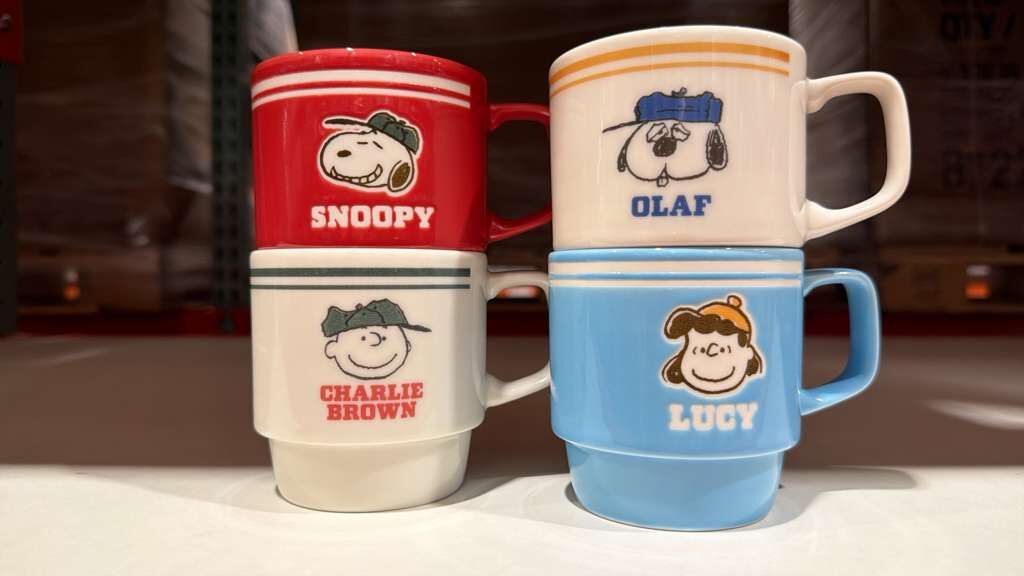 ZQ004 SNOOPY & FRIENDS 有耳杯4個