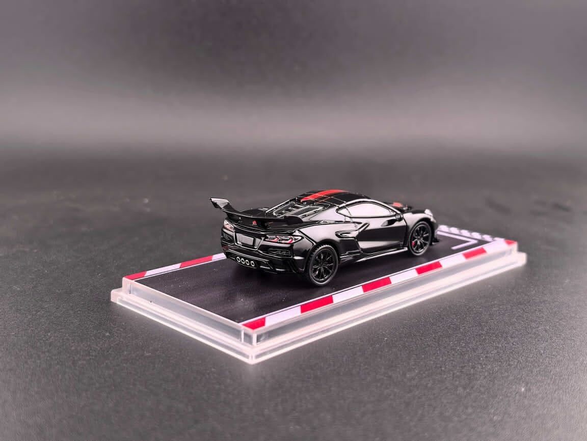 預訂:1/64 FineWorks64  Chevrolet Corvette C8 ZR1 Black (FWCCC8BK )