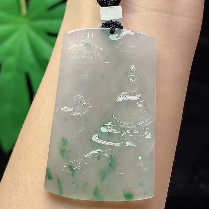 429340 翡翠冰種飄花山水觀音