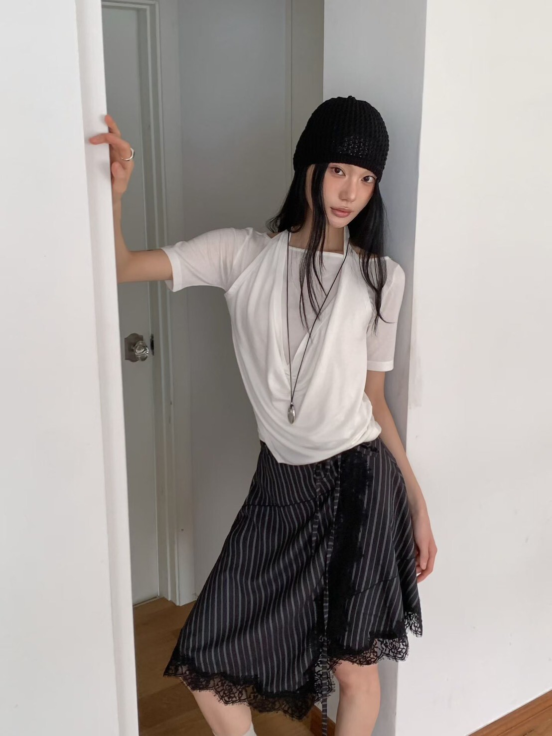 Foundation 掛脖側開衩短袖
