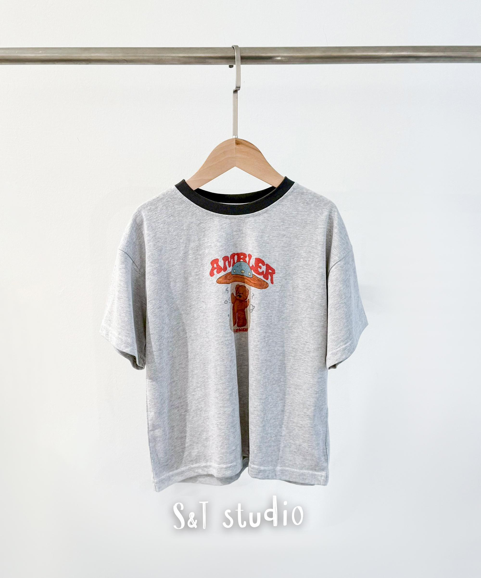 小熊飛碟配色圓領Tee (110-160)