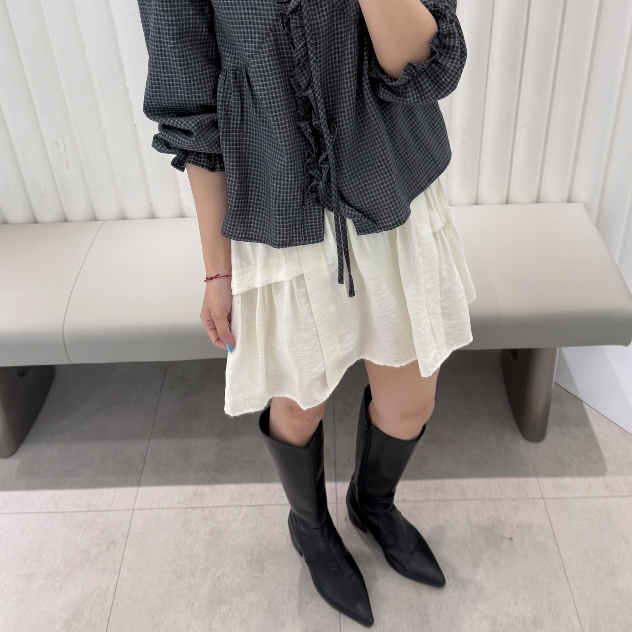 M12 波紋光澤綁帶短裙(白)