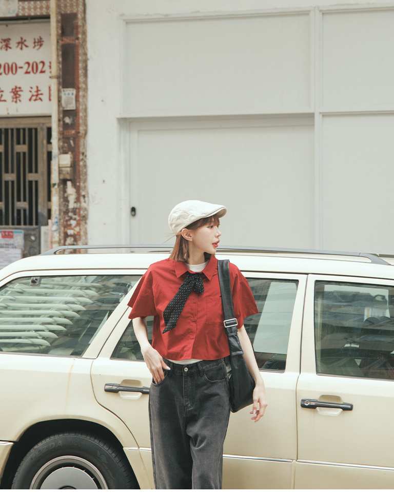 Short-length shirt with back vents and button pockets, available in four colors.【01025737】in stock+pre-order