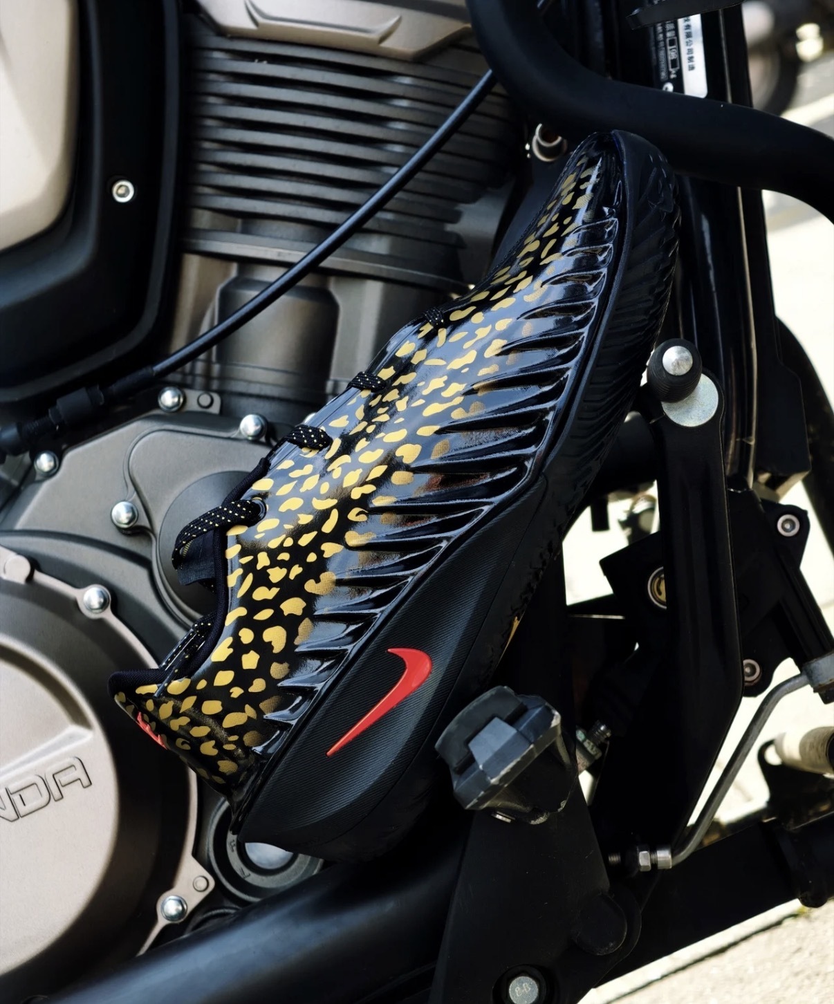 男鞋 NIKE G.T. CUT 4 VW EP 'Victor Wembanyama' 黑金紅 獵豹 回彈 氣墊 支撐 實戰 籃球鞋【IU1961-001】GTCUT GTCut4