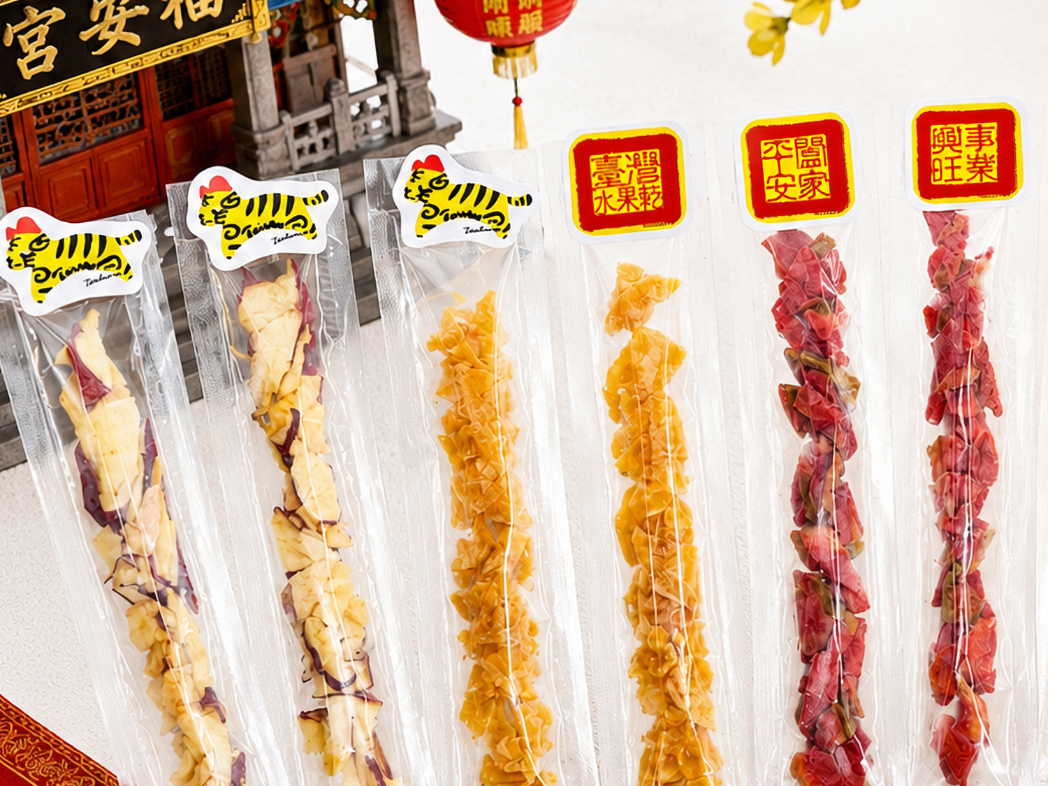 Bringing Safety Tiger Seal Patterns - Dried Fruits - Stick Pack