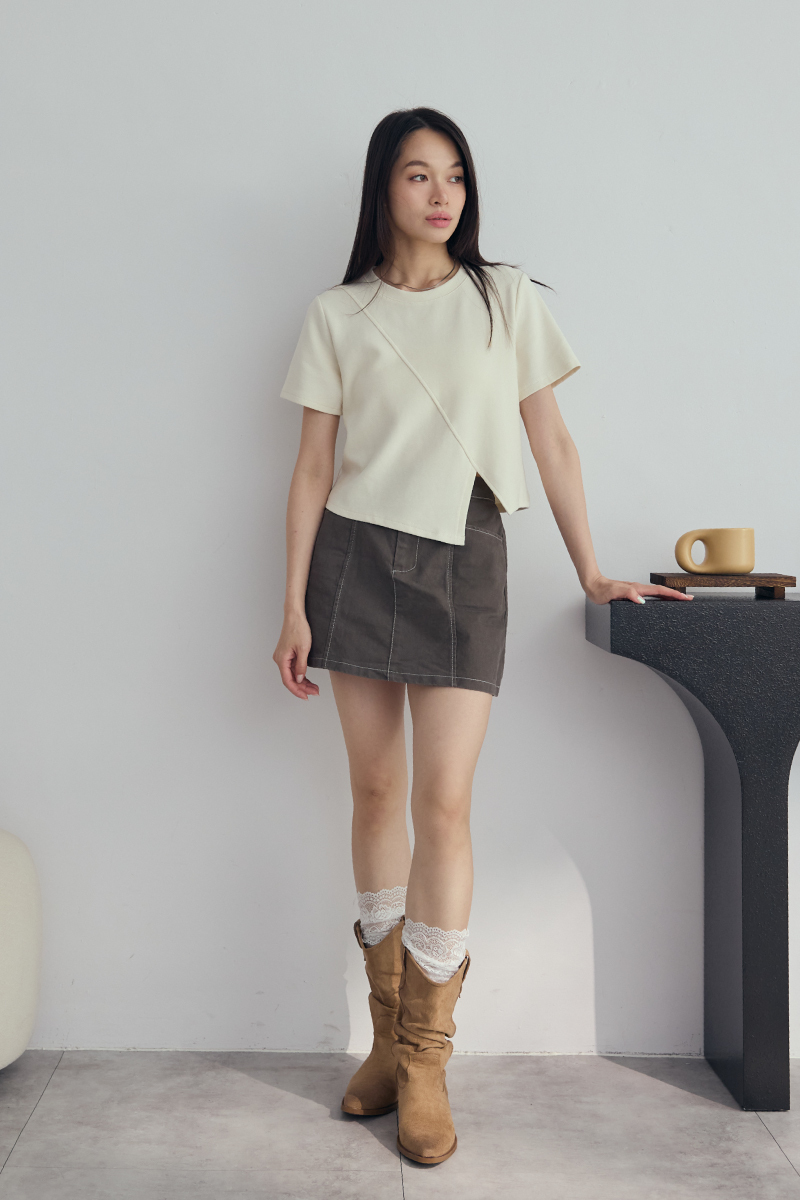 斜紋剪裁修身短袖T-shirt