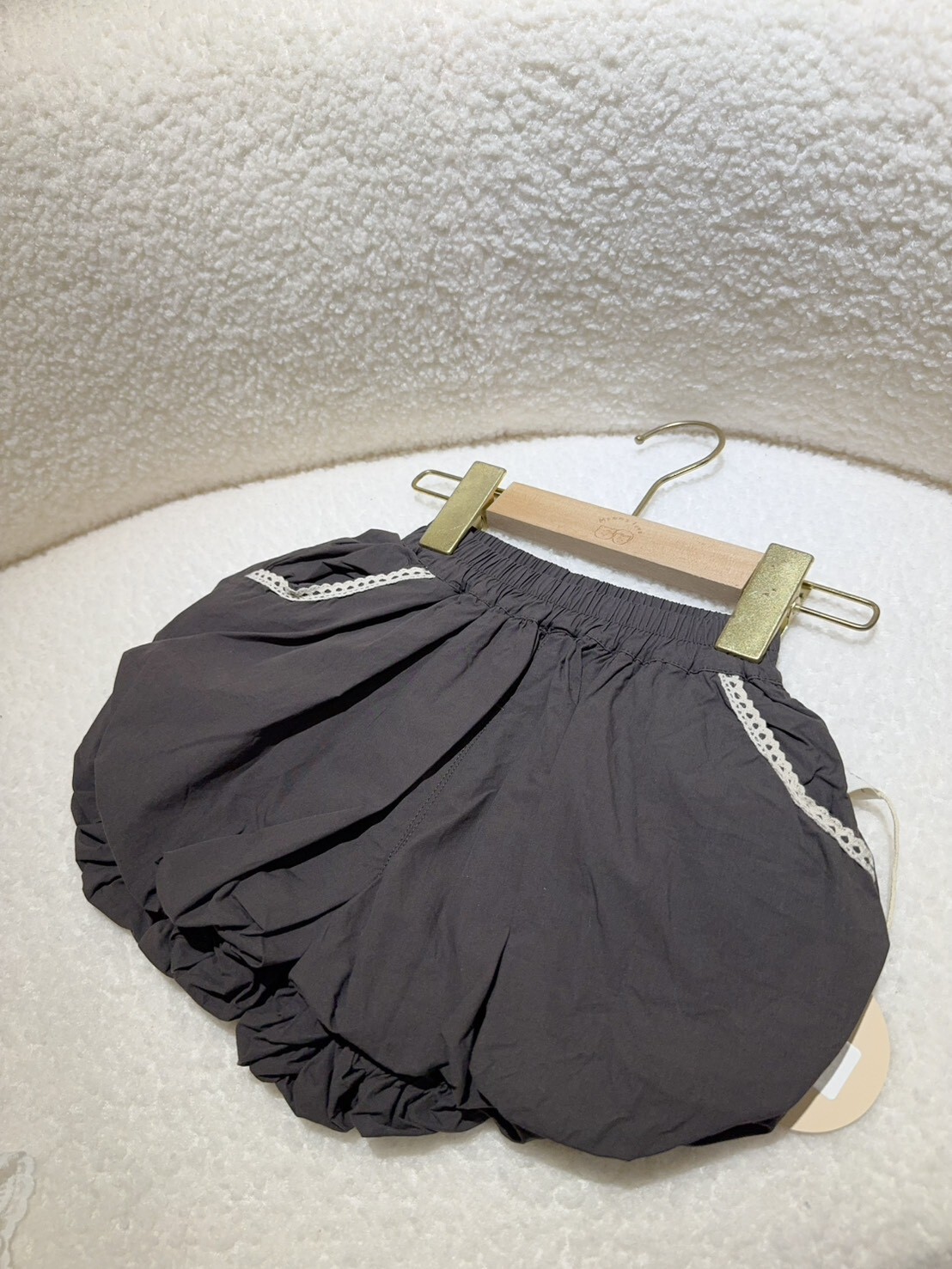 A145蕾絲花苞短褲