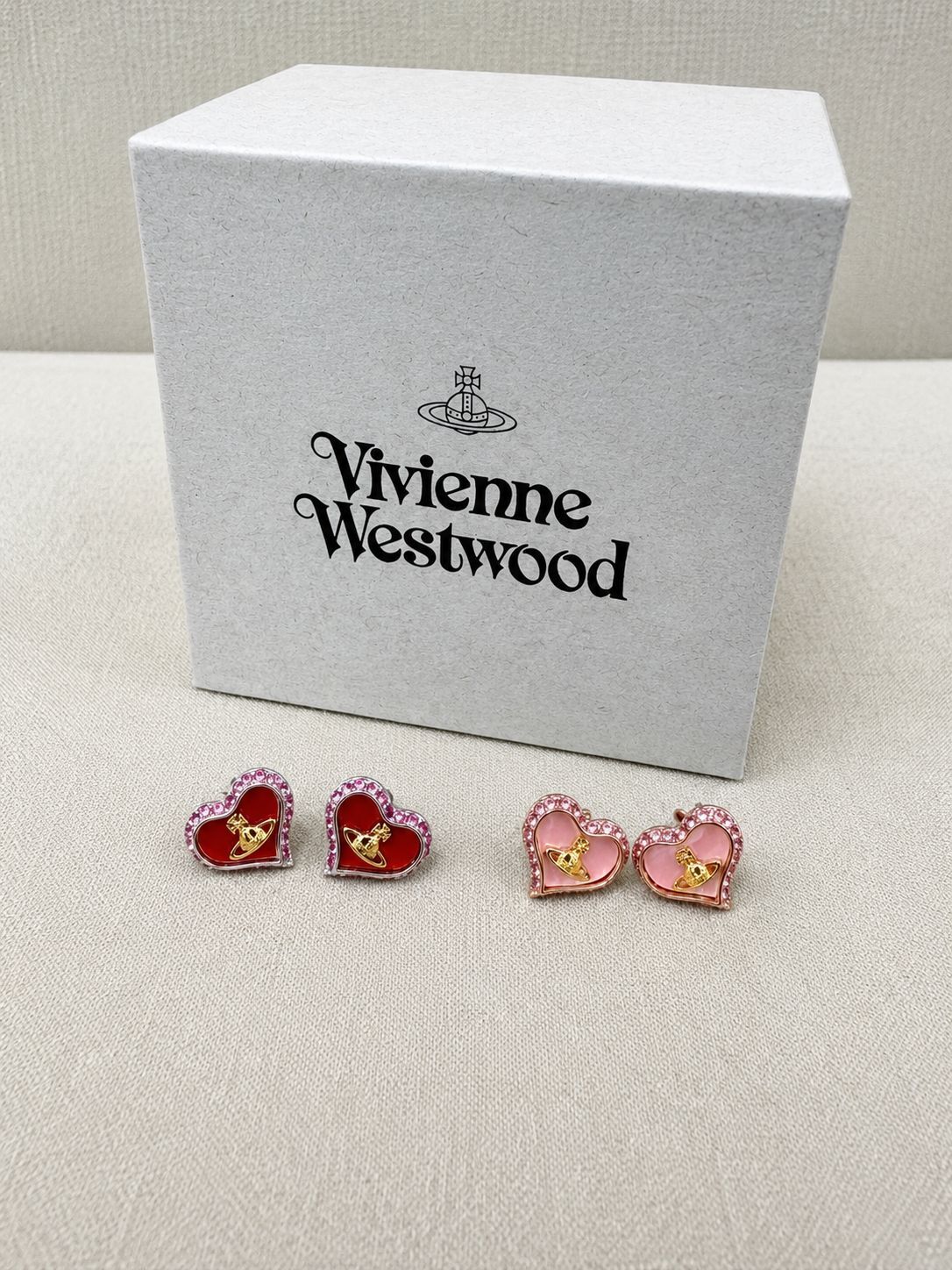LYS02311 Vivienne Westwood 琉璃心形耳環