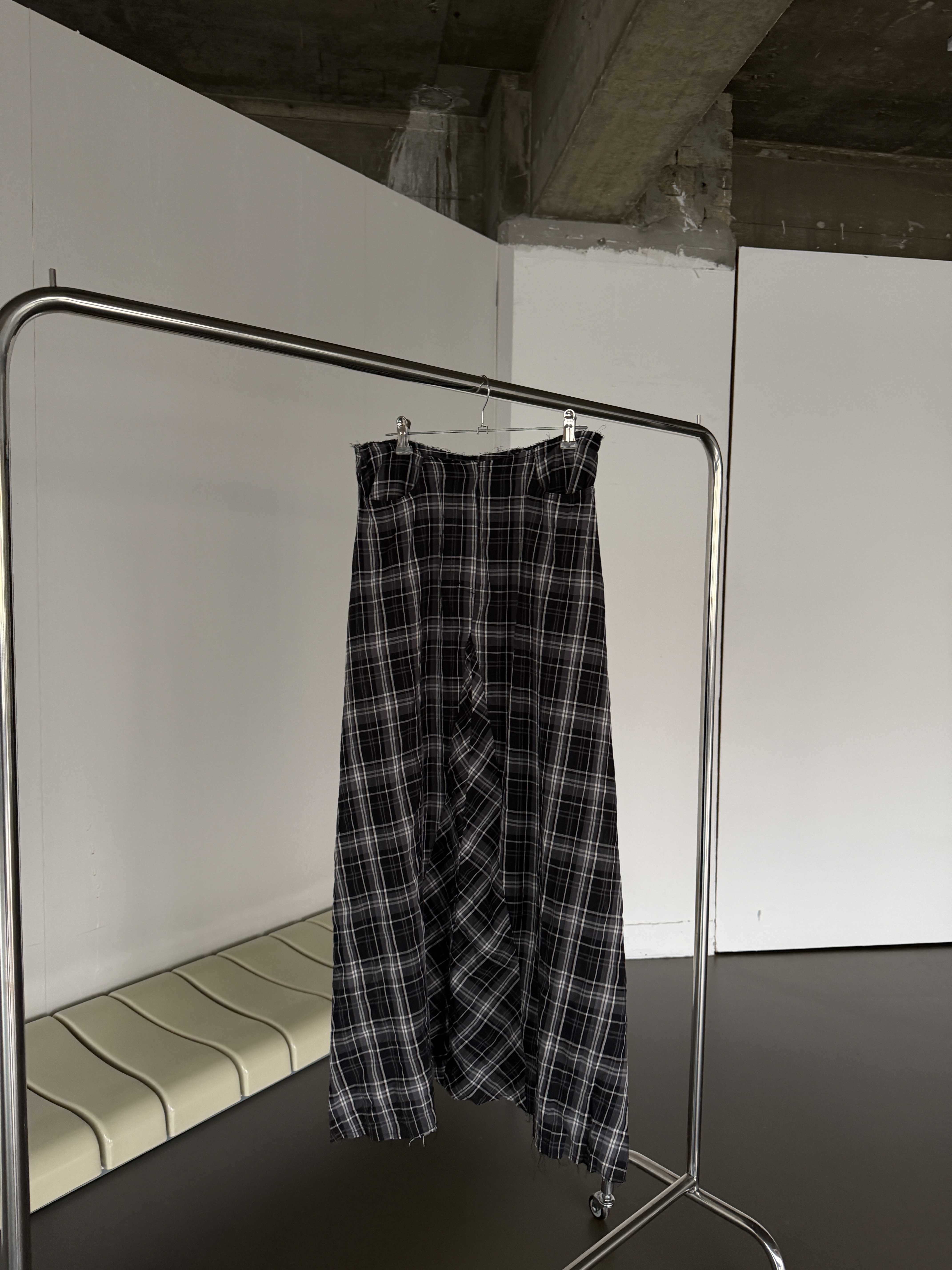Checked long skirt