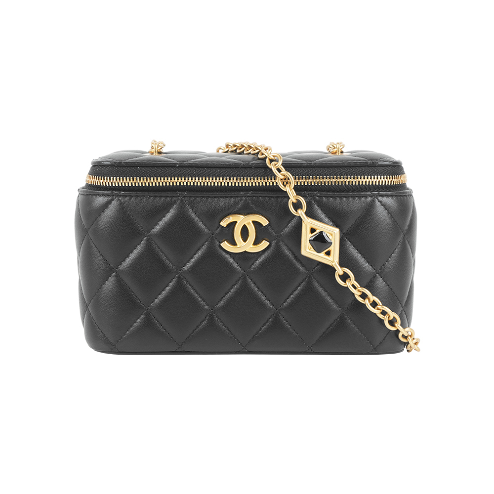 【CHANEL】金色標誌愛心珍珠鏈化妝盒斜背包(黑色)