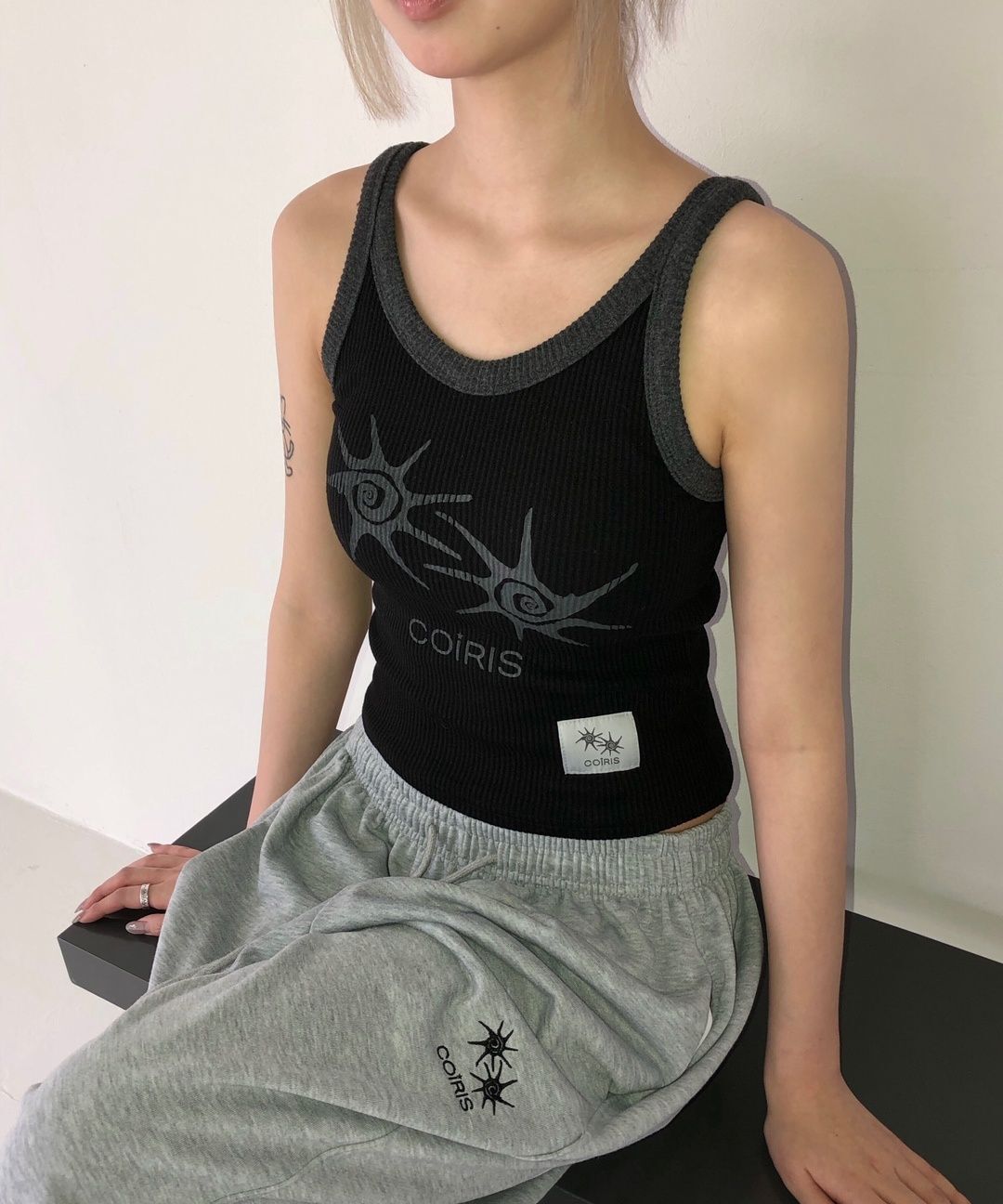 COIRIS Soluna 撞色短版無袖背心 C-P00000ER