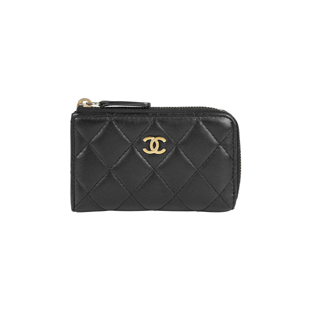 【CHANEL】淡金色 CC Logo菱格紋小羊皮L型拉鍊式零錢包/鑰匙包(黑色)