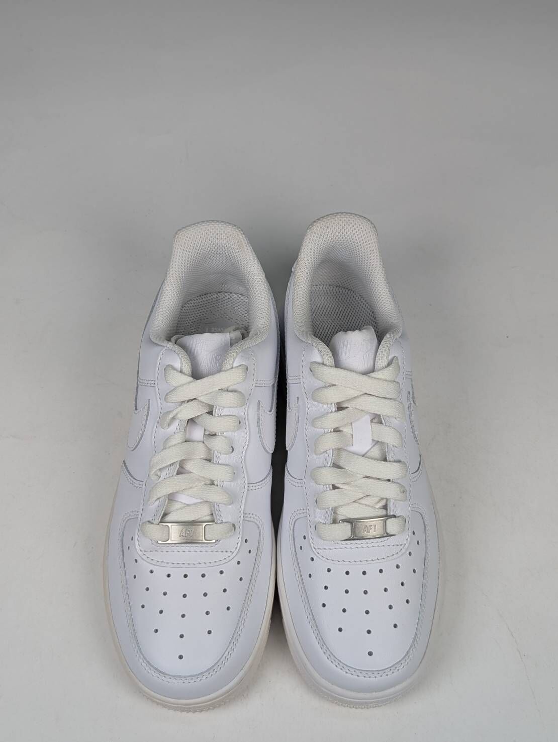 微瑕疵-左右腳中底鞋底泛黃鞋面色差 DD8959-100 W6 NIKE WMNS AIR FORCE 1′07 全白 休閒鞋 女鞋