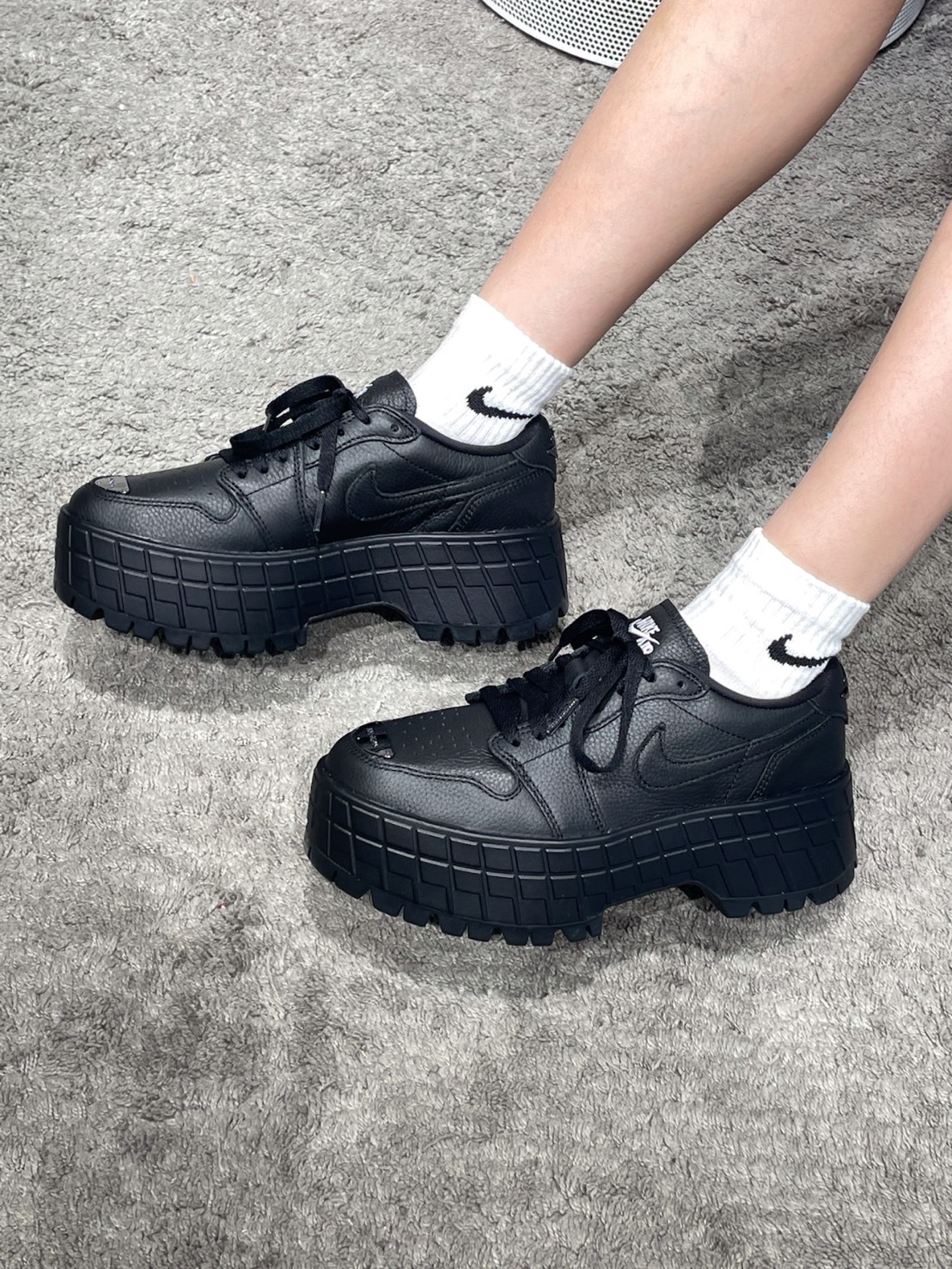 NIKE AIR JORDAN 1 BROOKLYN LOW AJ1 厚底增高 金屬鐵牌 黑色外縫線 女鞋