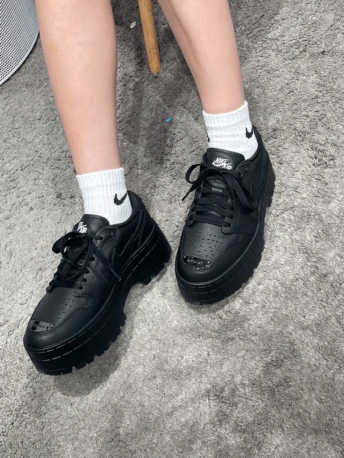 NIKE AIR JORDAN 1 BROOKLYN LOW AJ1 厚底增高 金屬鐵牌 黑色外縫線 女鞋