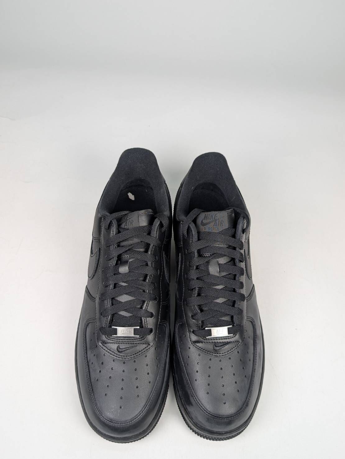 微瑕疵-左右腳鞋面結晶體大小腳(左:12 右:13) CU9225-001 M13 Supreme x Nike Air Force 1 聯名 黑色