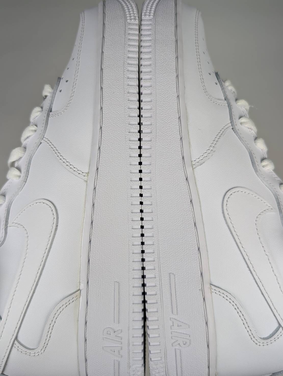 微瑕疵-左右腳中底鞋底鞋面鞋帶色差鞋舌泛黃 CW2289-111 M8 Nike Air Force 1 中筒鞋 白 男鞋