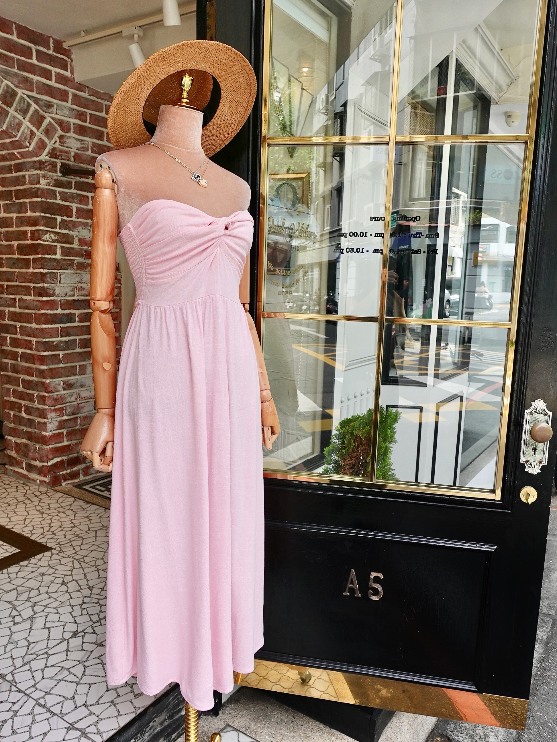 Baby Pink粉紅色扭結桃心領Midi Dress