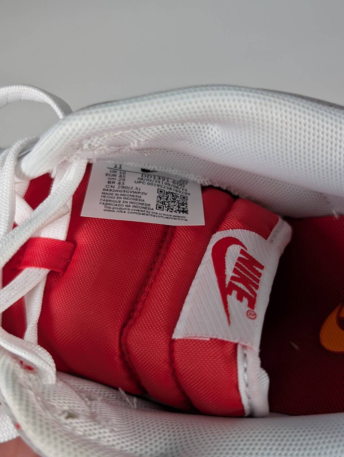 微瑕疵-左右腳中底泛黃 DD1391-600 M10.5 Nike Dunk Low '' University Red '' 紅白 男款