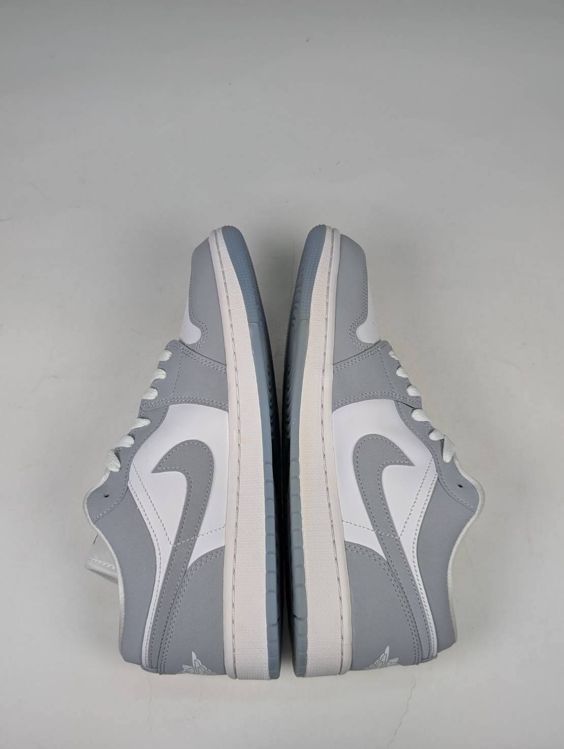 微瑕疵-左右腳中底鞋底鞋面泛黃色差 DC0774-105 W10.5 Nike Air Jordan 1 Low '' Wolf Grey White ''