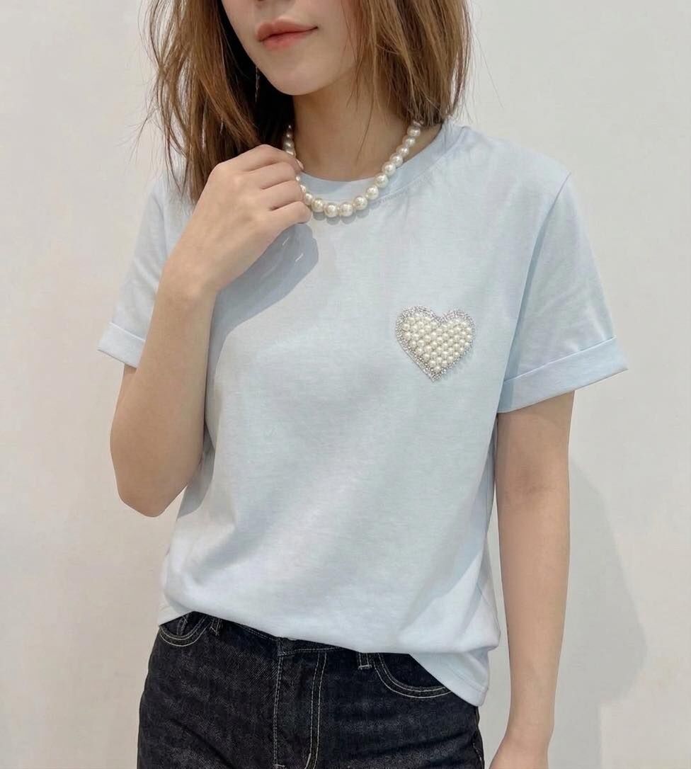 【質感美的珍珠水鑽愛心棉tee】（現貨）