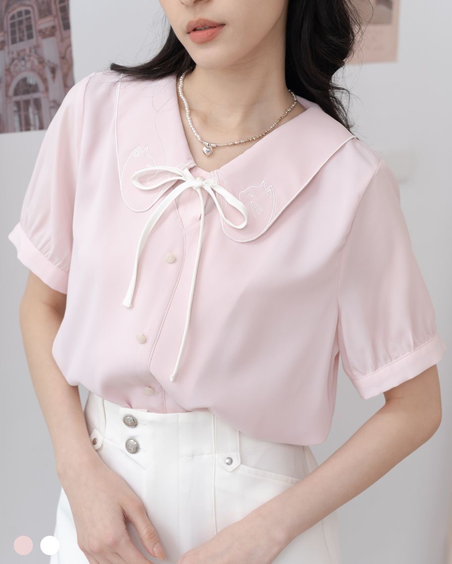 慵懶貓咪刺繡領片綁帶上衣