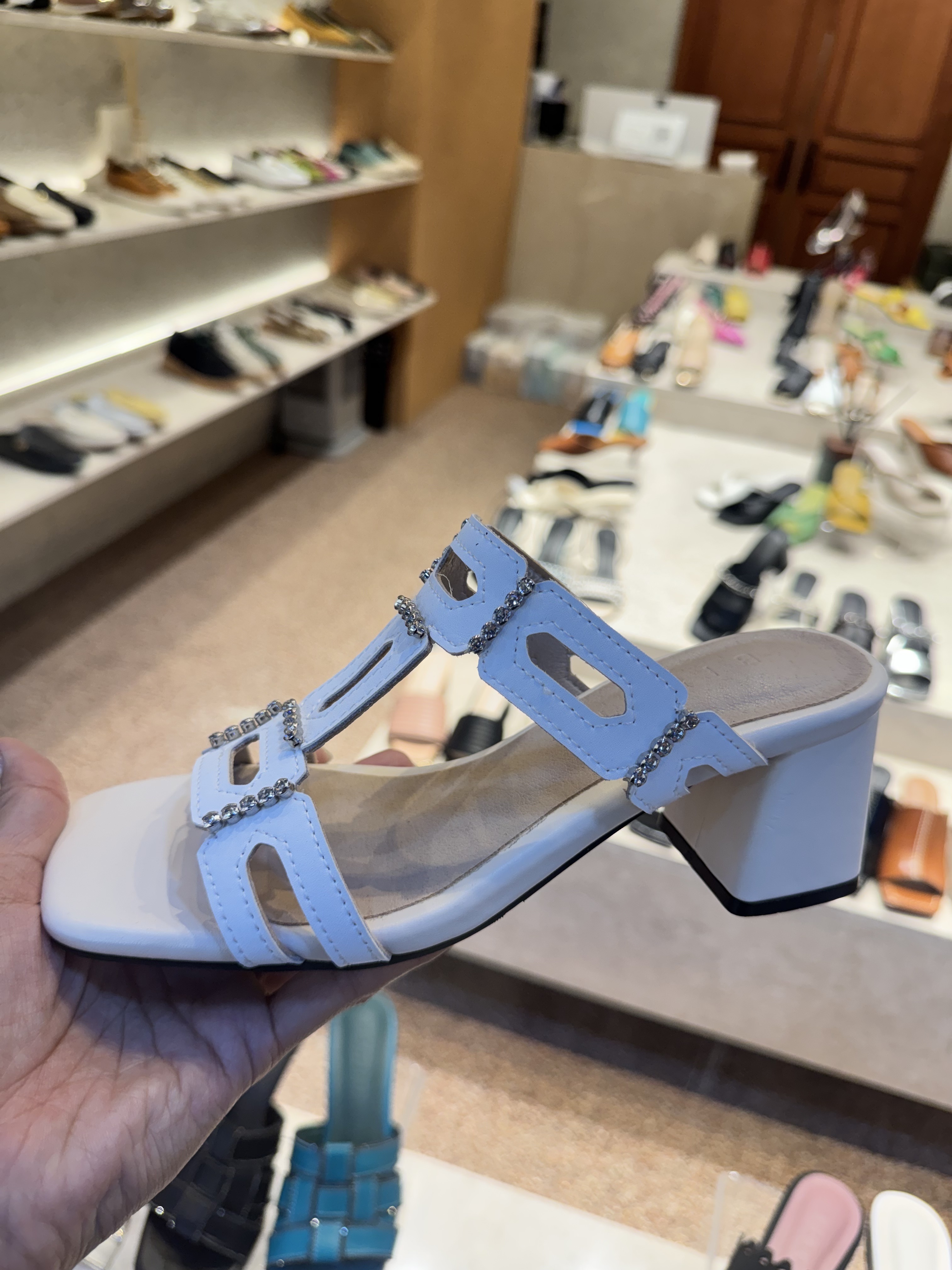 Sh11 閃石T字涼鞋