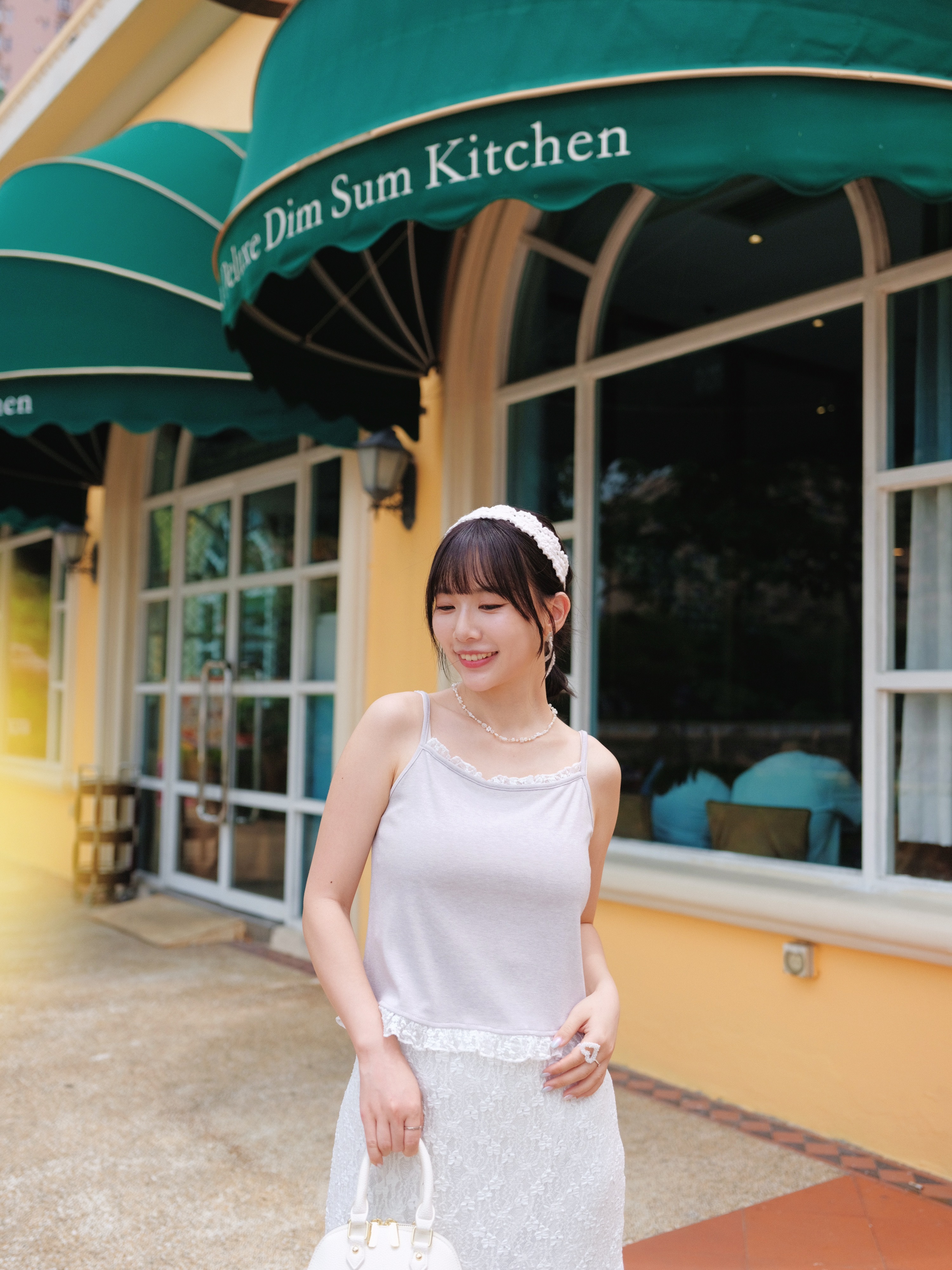 三色 / 麻糬感蕾絲拼接小背心 / Mochi Feel Lace-Trimmed Camisole