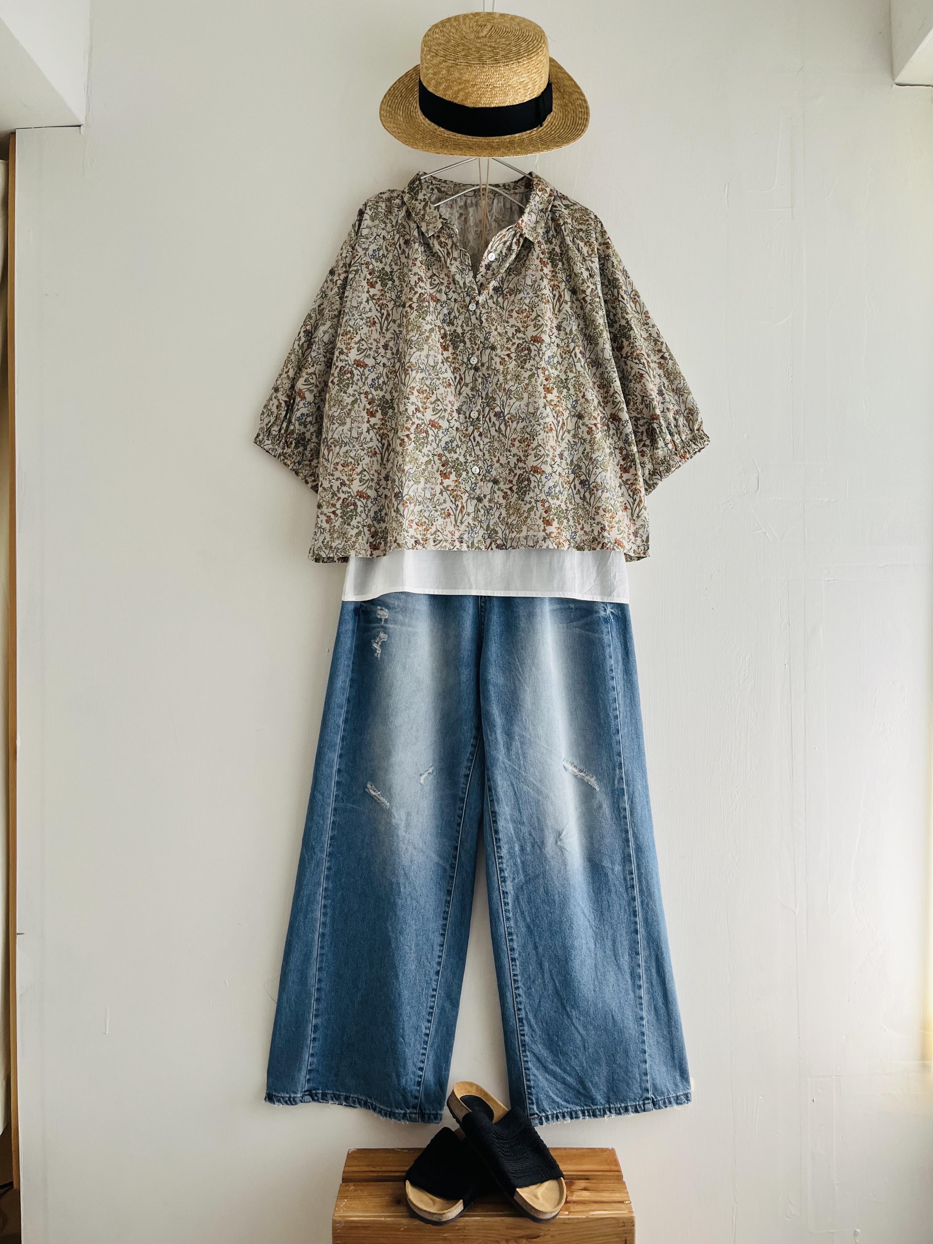 Le ciel de demain米色碎花top