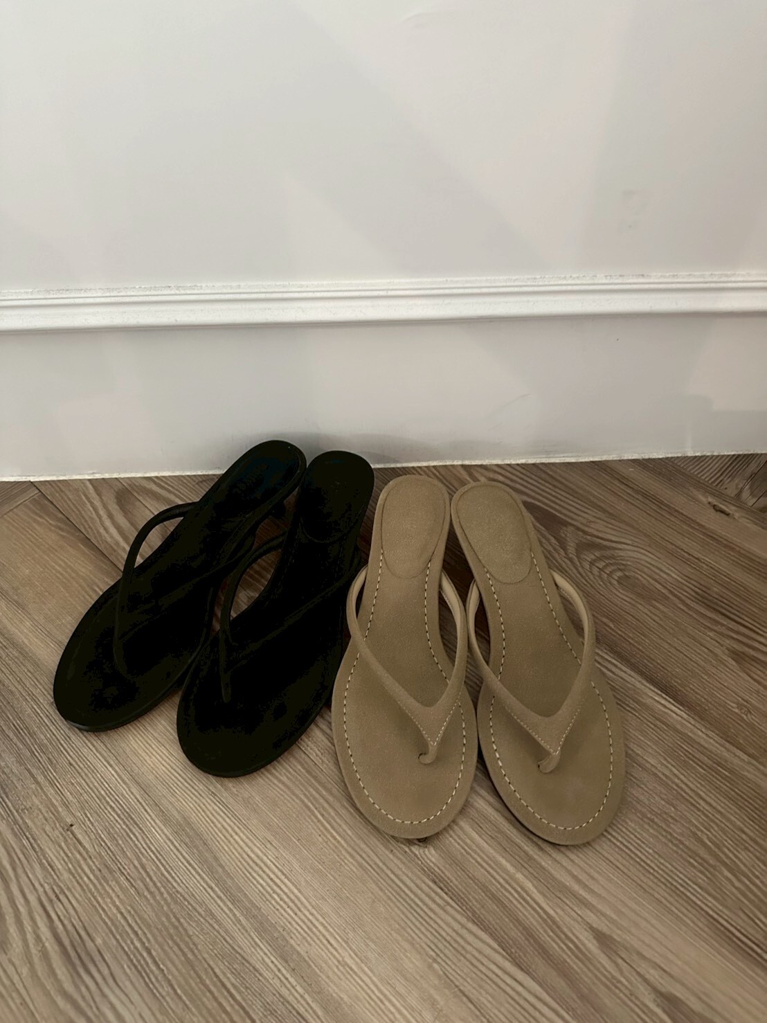 (預購)#AQ65 時髦感隨性人字跟鞋(黑/黃)#版型偏小