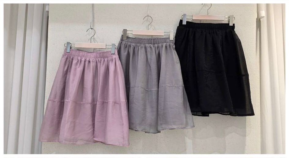 C08 腰25-41 HIP45 長21 $379 (一口價)