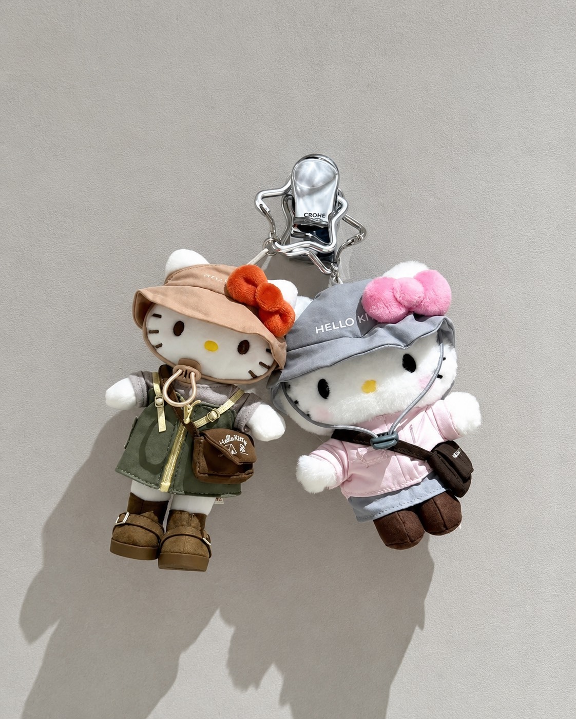 SANRIO 三麗鷗 HELLO KITTY 春日露營系列 長腿 吊飾