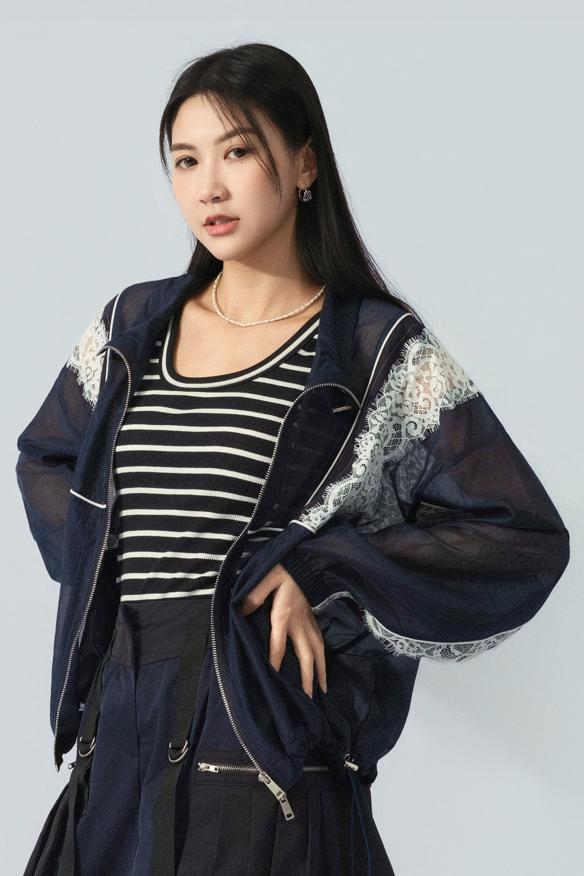 薄棉蕾絲條子拼布外套（預購產品）