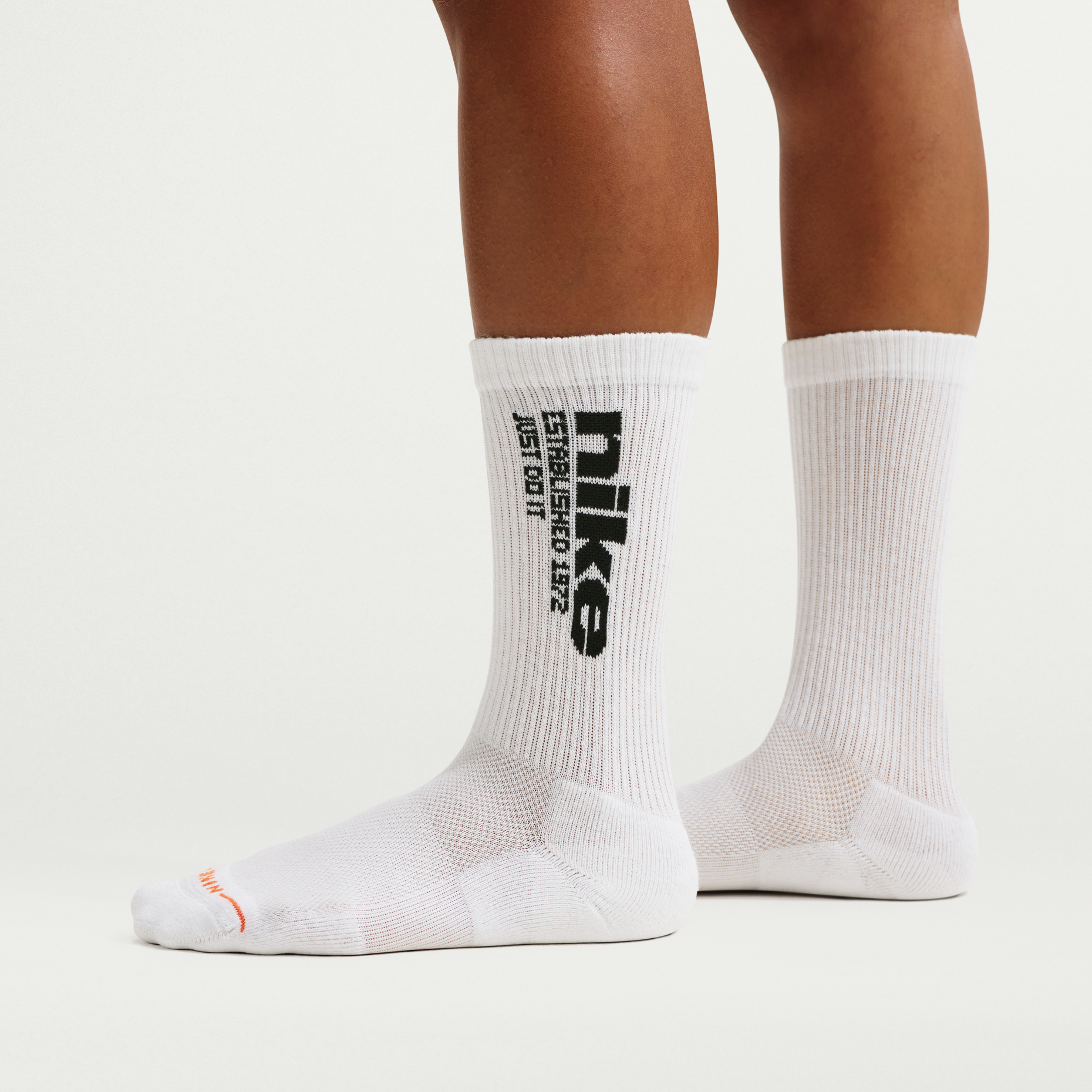 兩雙一組 NIKE EVERYDAY ELEVATED 白色 網眼 透氣 訓練 雲朵感 緩震 長襪 運動襪 中筒襪【IH8525-901】