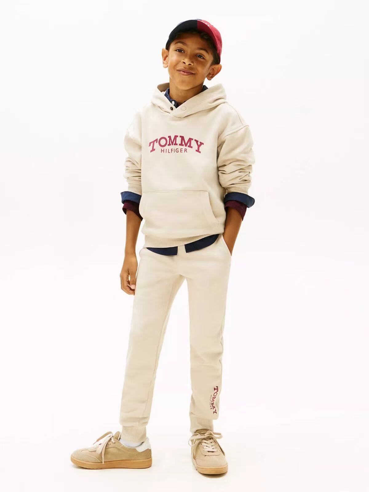 【預購】Tommy Hilfiger H051367 男童沙色Monotype Logo運動褲